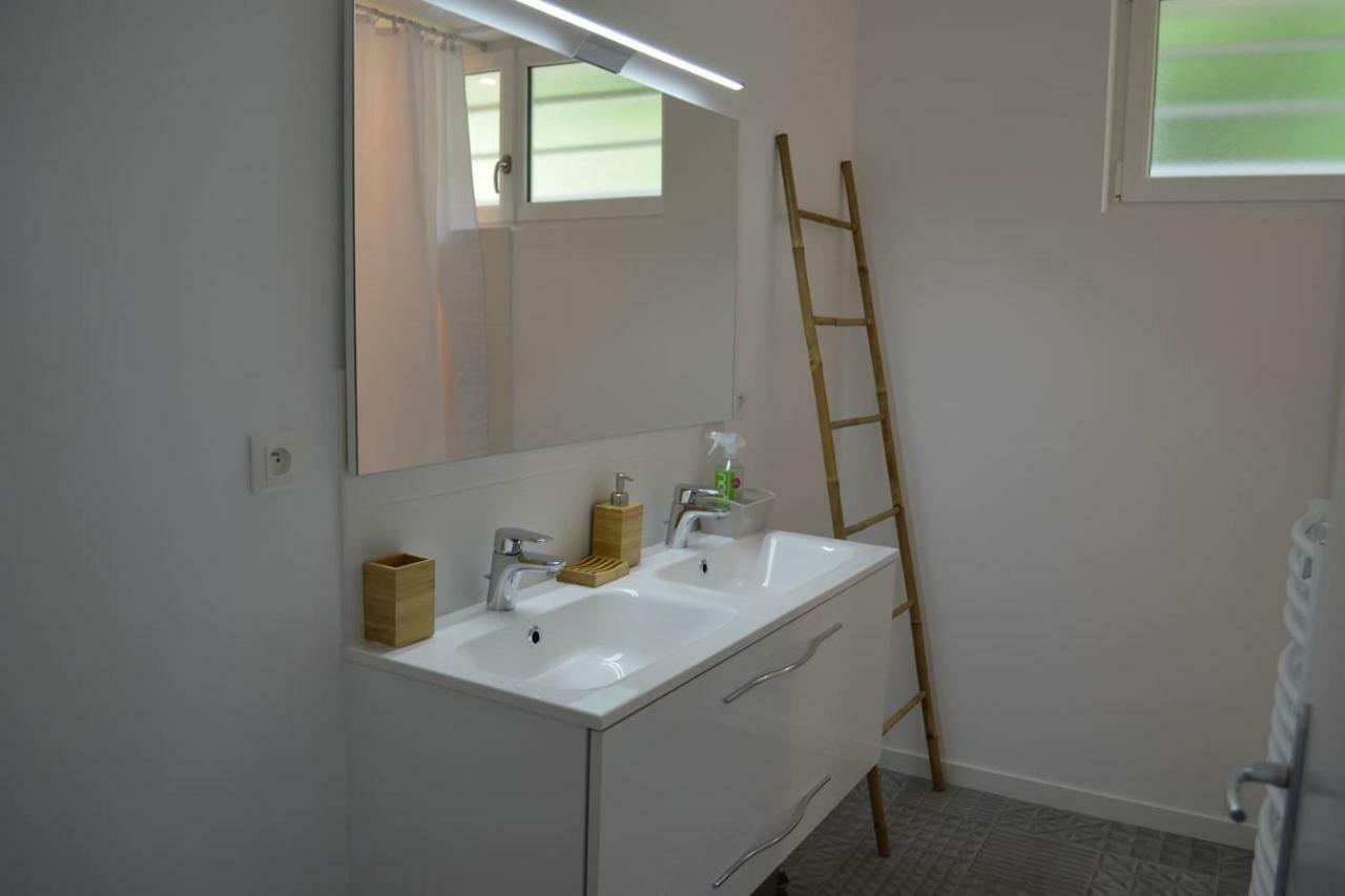 Sejourpoitiers ★ Appartement Lumineux ★ 1 Chambre Separee ★ 300M De La Gare Et Acces Direct Au Coeur Historique Екстериор снимка